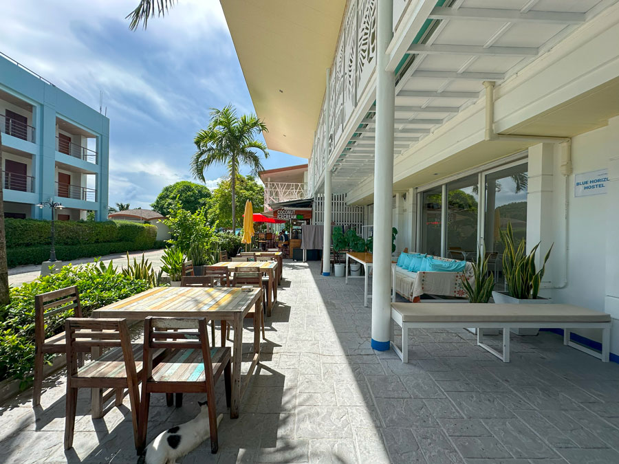 Blue Horizon Hostel common area