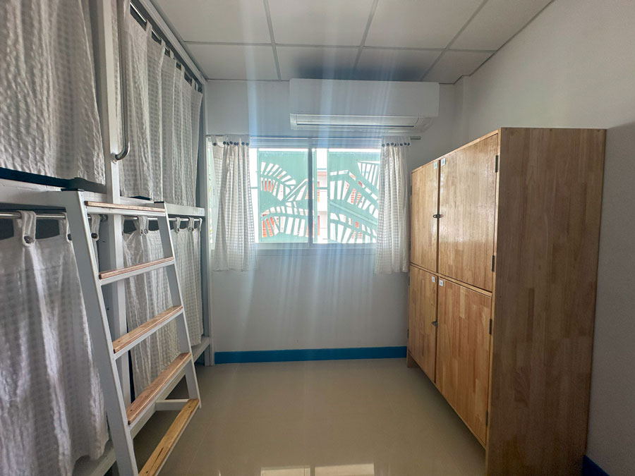 Blue Horizon Hostel dorm room